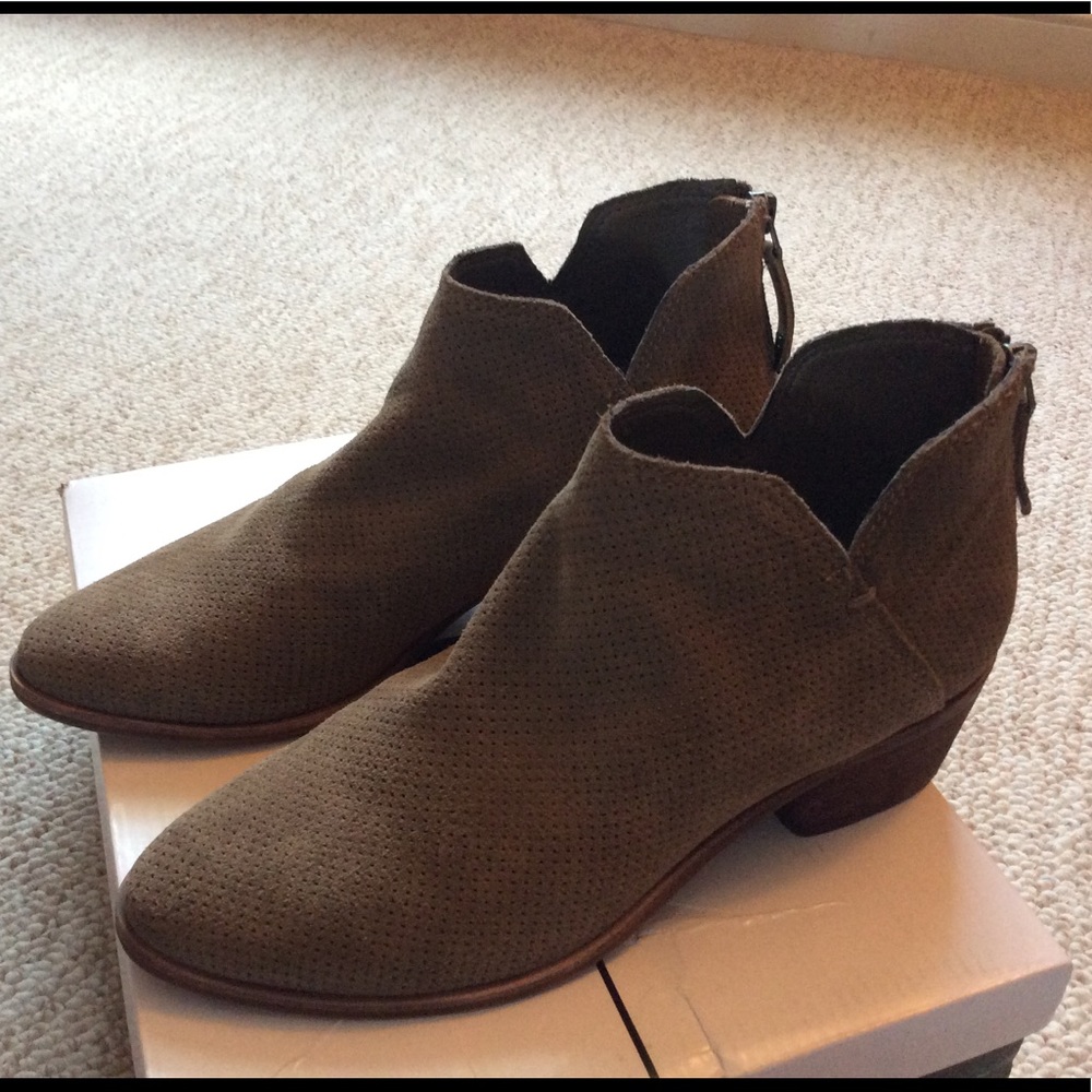 Dolce Vita - Khaki Suede “Karsen” bootie